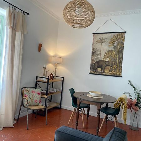 Ferienwohnung L'Ecrin De Mona Au Coeur De Lourmarin Exterior foto